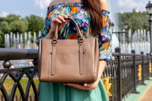 best-handbags-for-women-featured