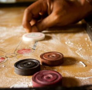 best-carrom-boards-in-india-featured
